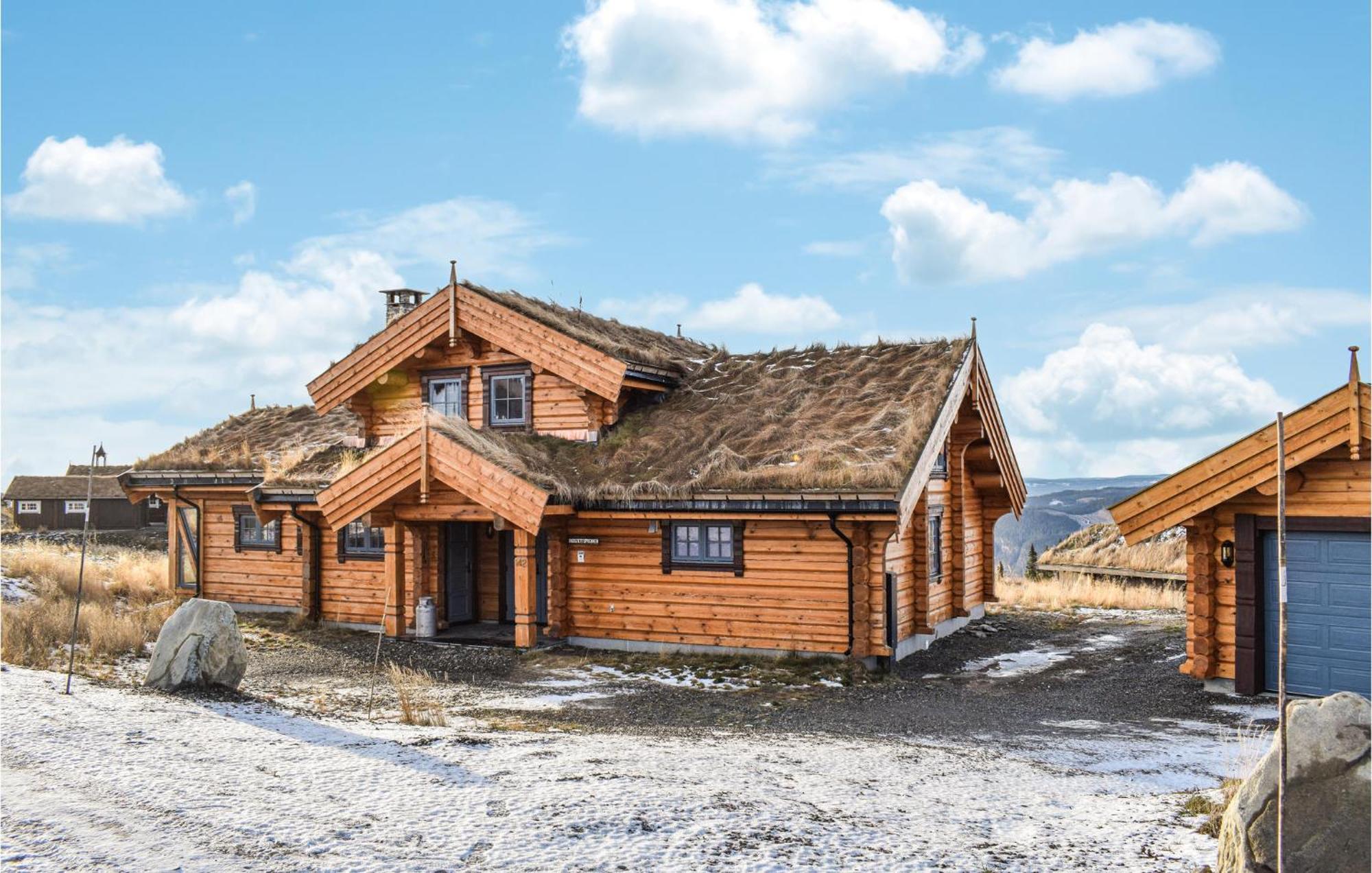 Lovely Home In Oyer With House A Mountain View Екстер'єр фото